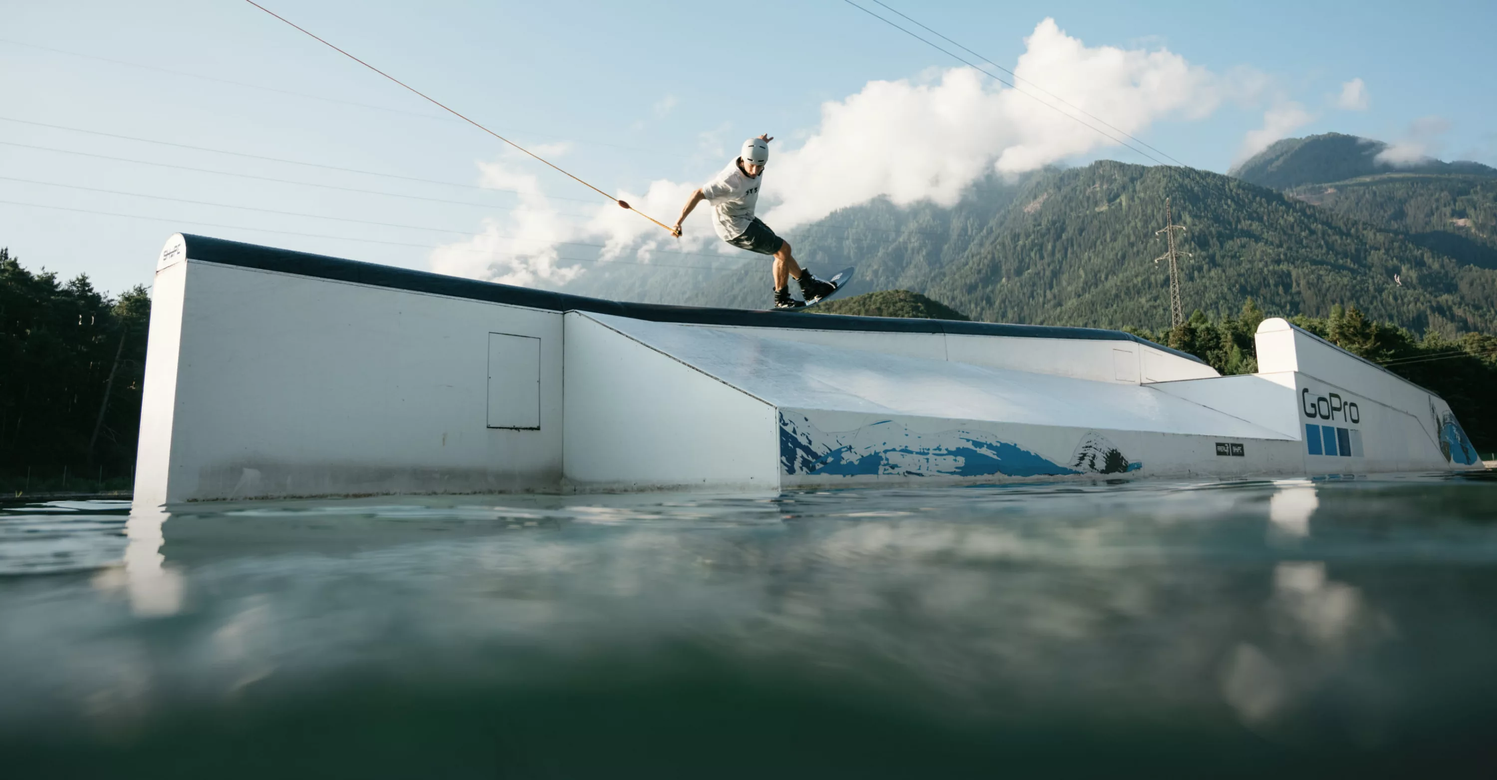 area47-aktivitaeten-wake-area-teaser-oetztal-tirol-desktop-min